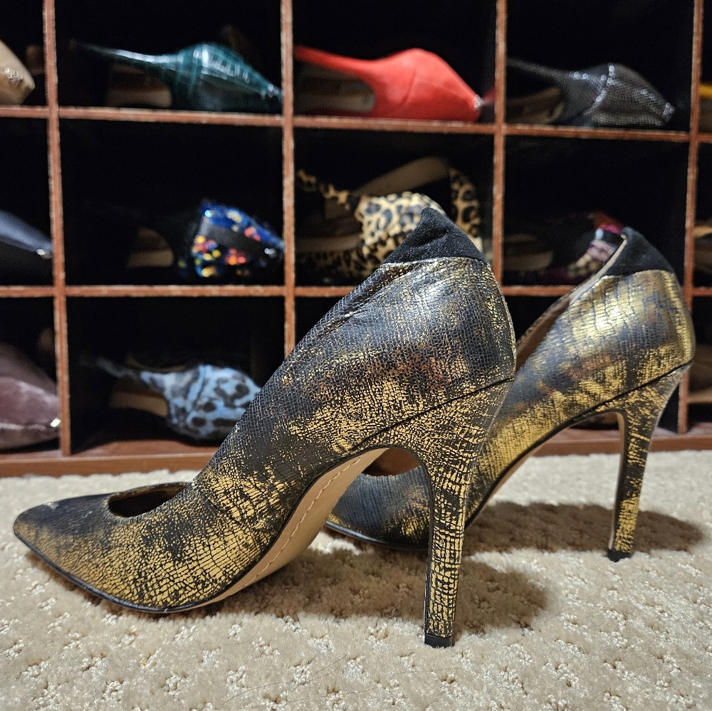 Sam Edelman Elegant Gold and Black Women's Heels